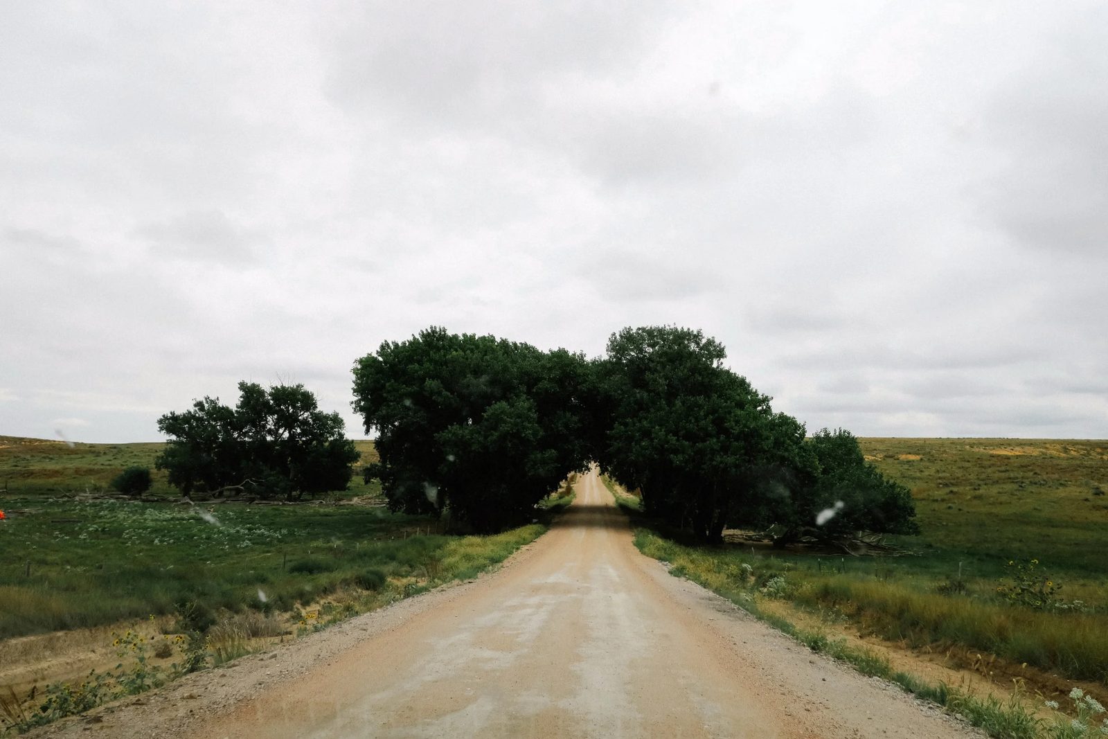 Monument Rocks — photo 1
